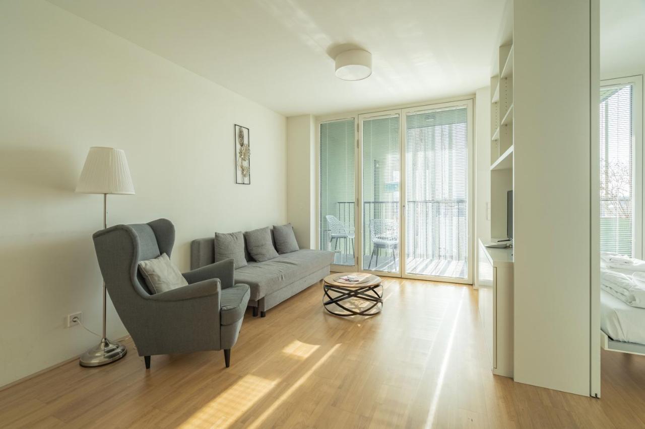 Easy Flat Green Prater Відень Екстер'єр фото