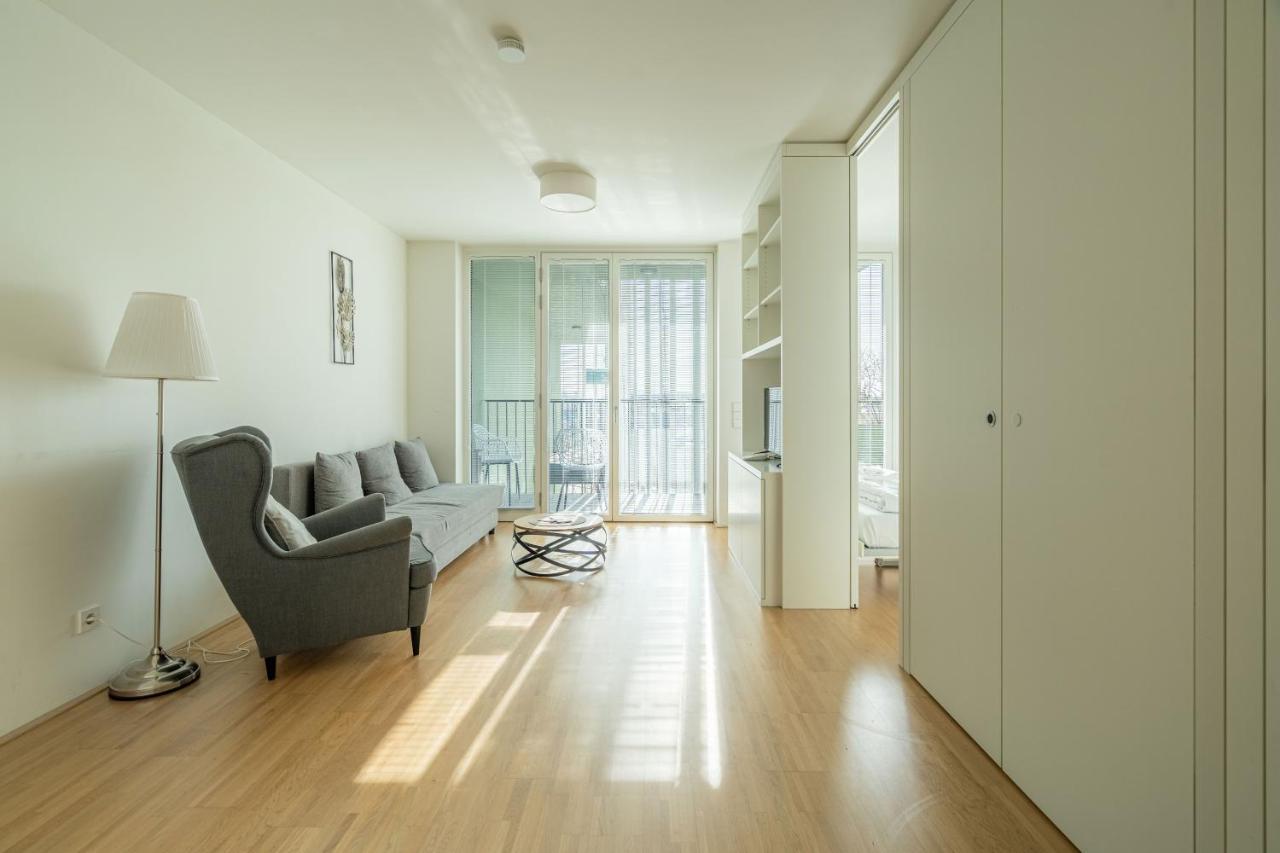 Easy Flat Green Prater Відень Екстер'єр фото