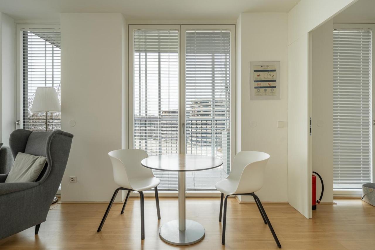 Easy Flat Green Prater Відень Екстер'єр фото